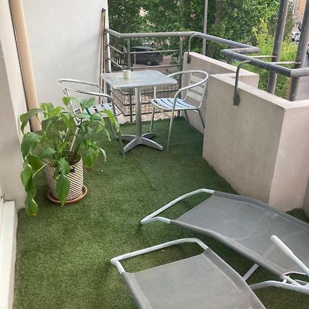 Apparement Chaleureux Avec Balcon Apartman Marseille Kültér fotó