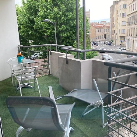 Apparement Chaleureux Avec Balcon Apartman Marseille Kültér fotó