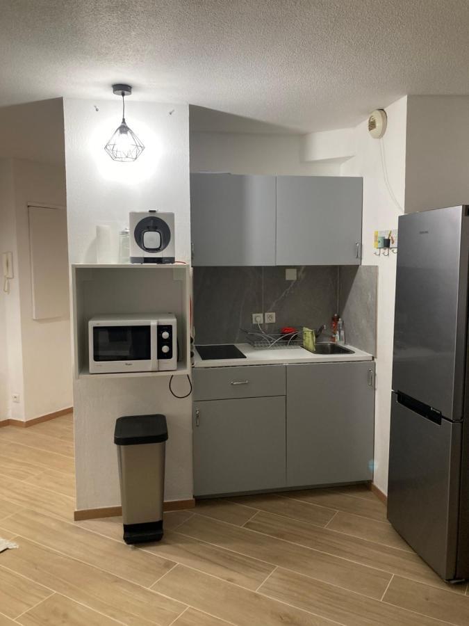 Apparement Chaleureux Avec Balcon Apartman Marseille Kültér fotó