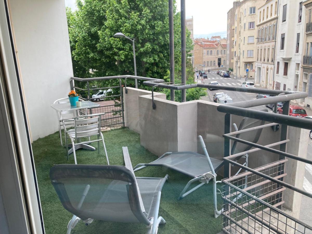 Apparement Chaleureux Avec Balcon Apartman Marseille Kültér fotó