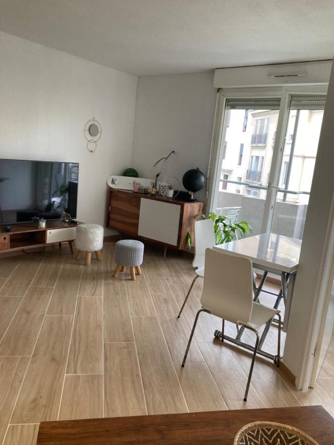 Apparement Chaleureux Avec Balcon Apartman Marseille Kültér fotó